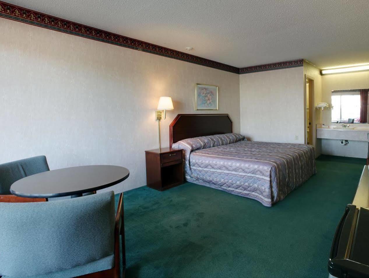 Americas Best Value Inn Маунтин Вю Екстериор снимка