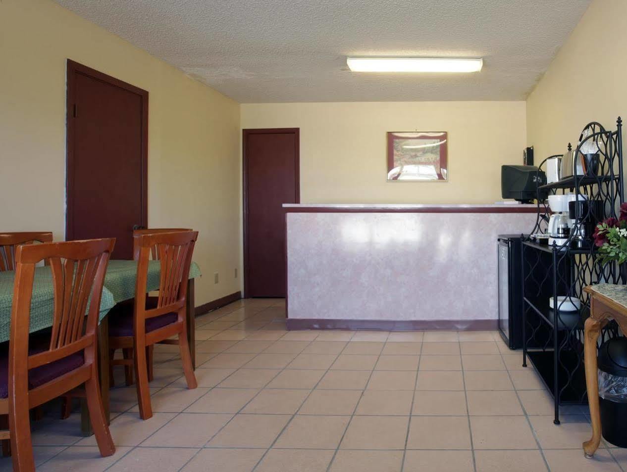 Americas Best Value Inn Маунтин Вю Екстериор снимка